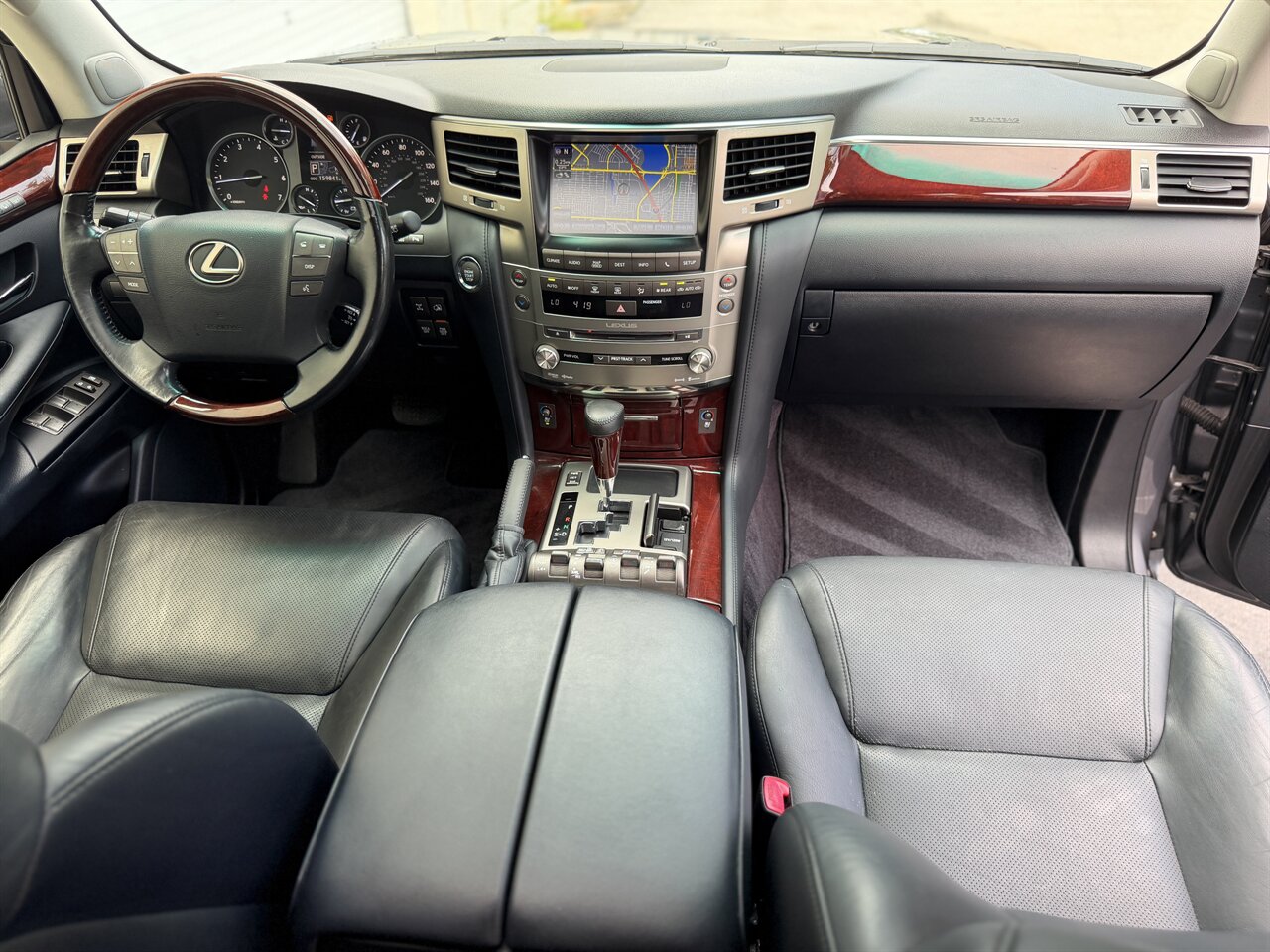 2015 Lexus LX 570   - Photo 9 - West Palm Beach, FL 33409
