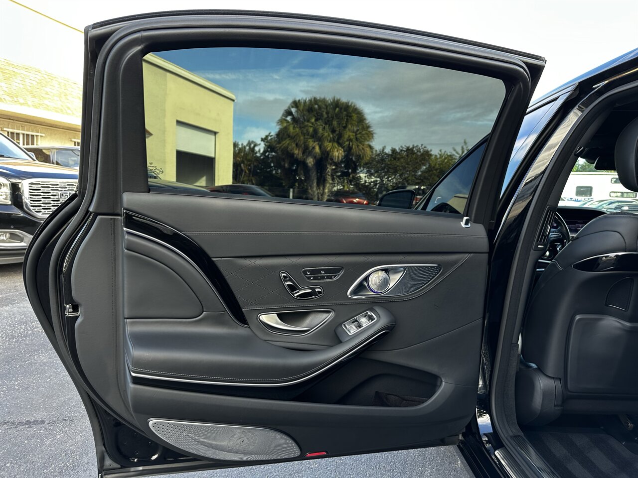 2016 Mercedes-Benz Mercedes-Maybach S 600   - Photo 48 - West Palm Beach, FL 33409