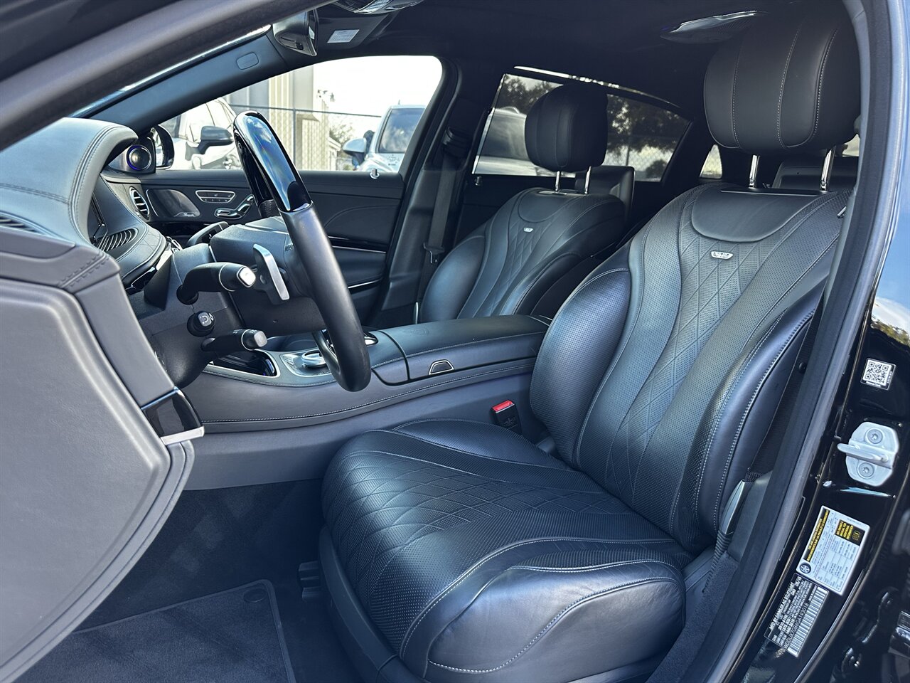 2016 Mercedes-Benz Mercedes-Maybach S 600   - Photo 8 - West Palm Beach, FL 33409