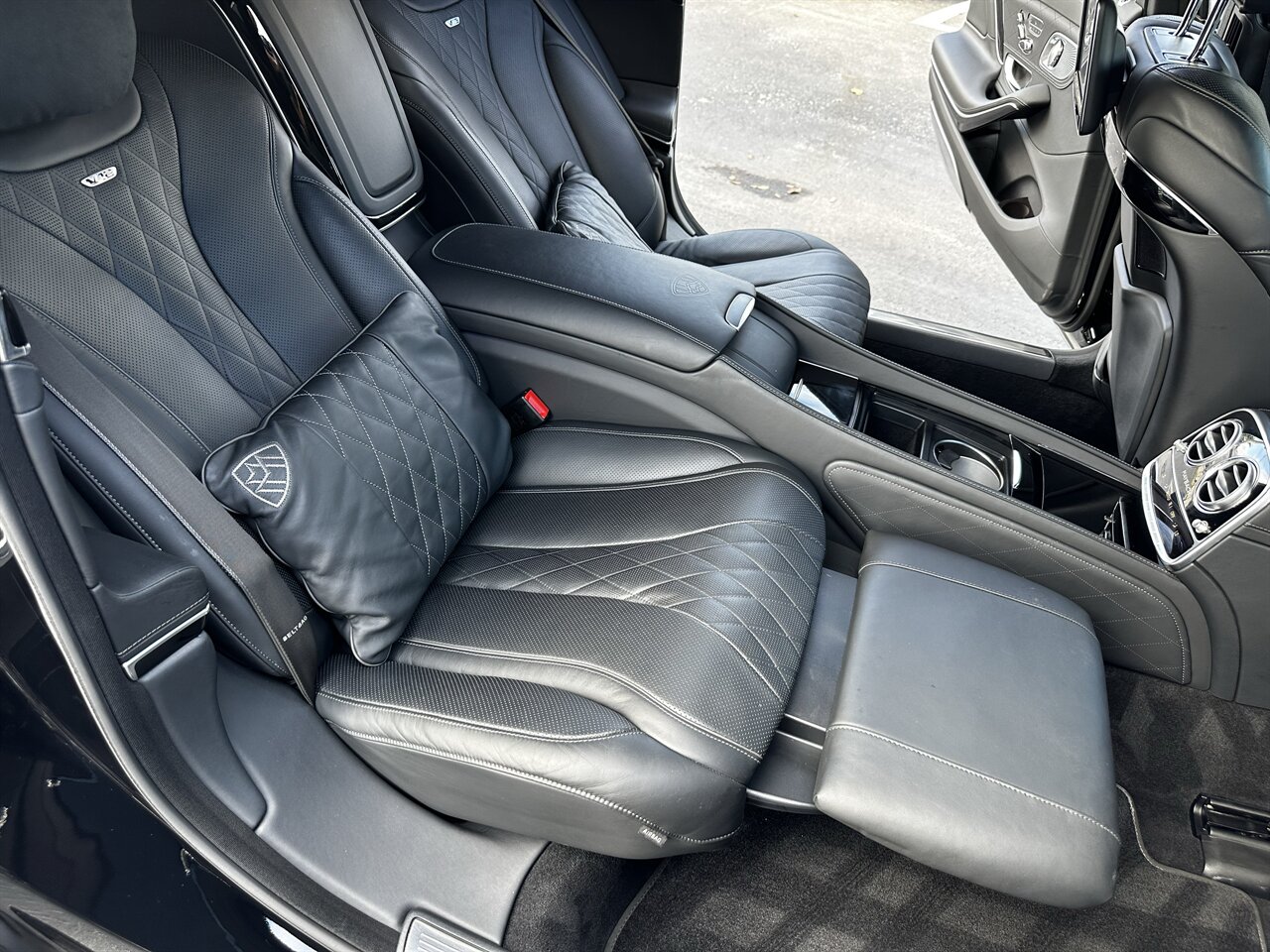 2016 Mercedes-Benz Mercedes-Maybach S 600   - Photo 12 - West Palm Beach, FL 33409