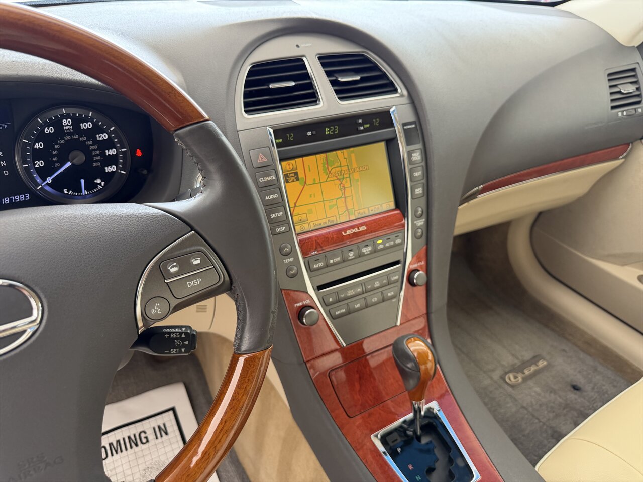2010 Lexus ES 350   - Photo 15 - Ocoee, FL 34761