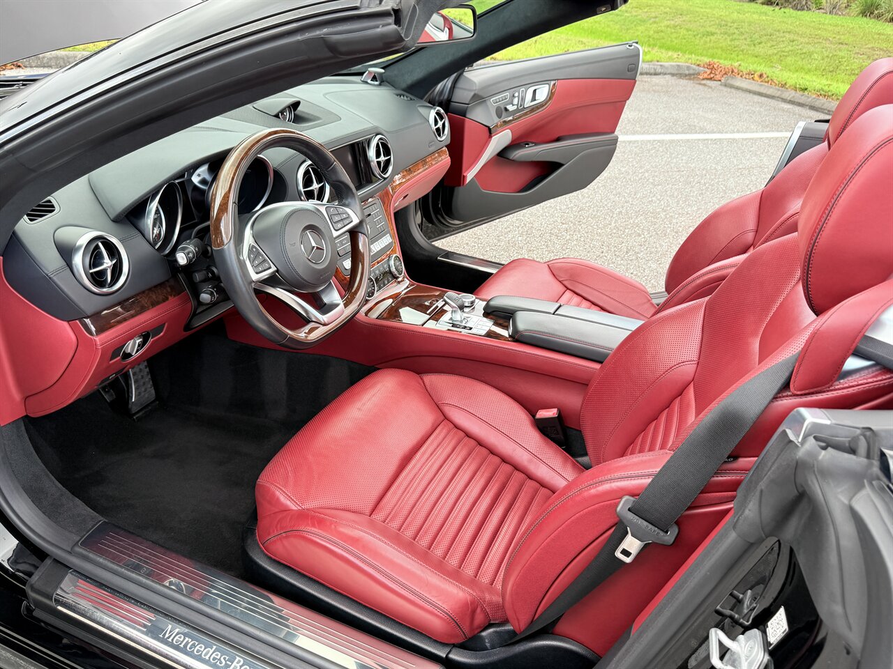 2017 Mercedes-Benz SL 550   - Photo 28 - West Palm Beach, FL 33409