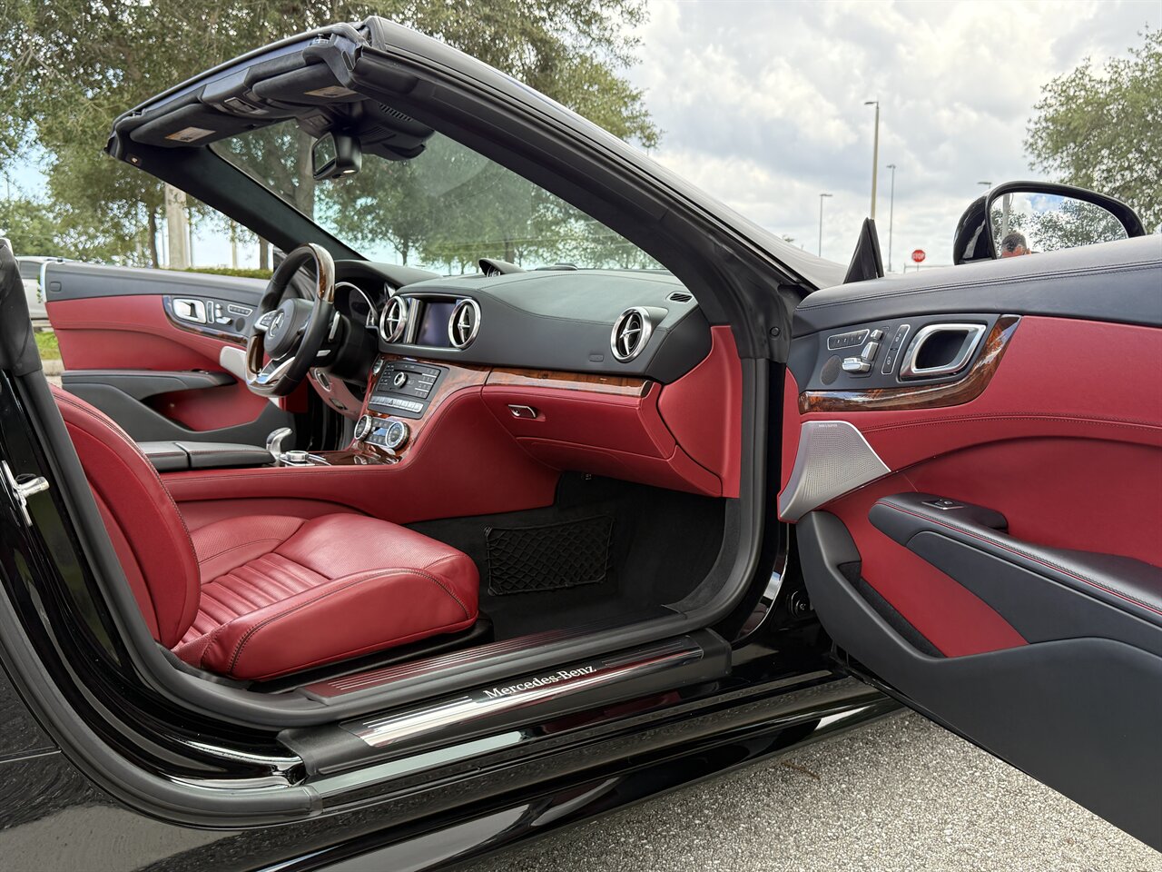 2017 Mercedes-Benz SL 550   - Photo 29 - West Palm Beach, FL 33409