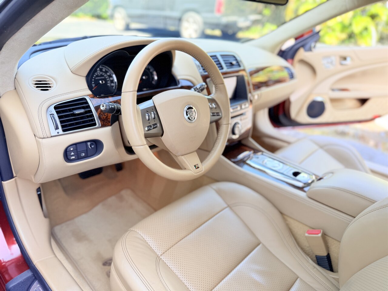 2010 Jaguar XK XKR Convertible - Photo 9 - West Palm Beach, FL 33409