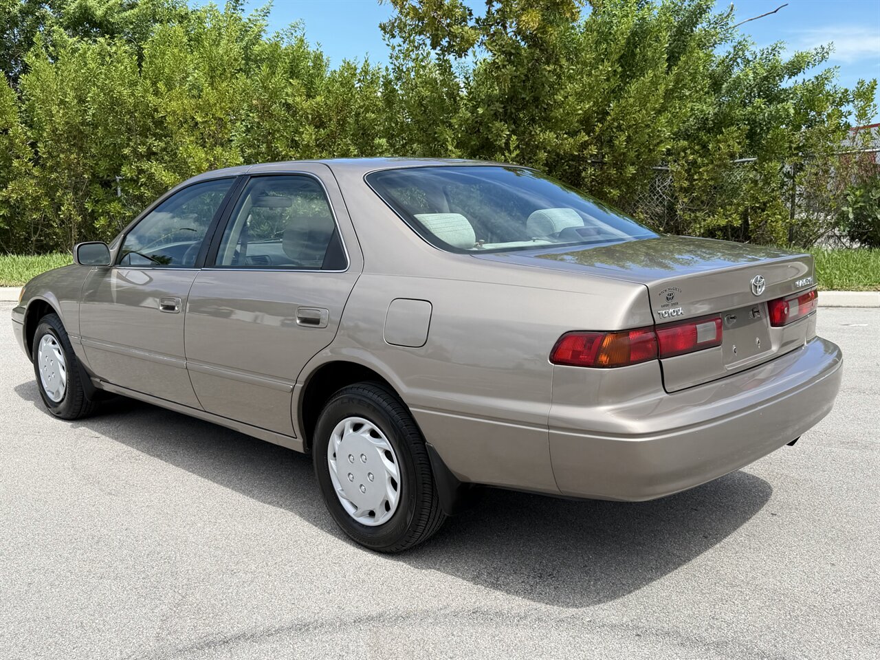 1999 Toyota Camry CE - Photo 19 - Ocoee, FL 34761