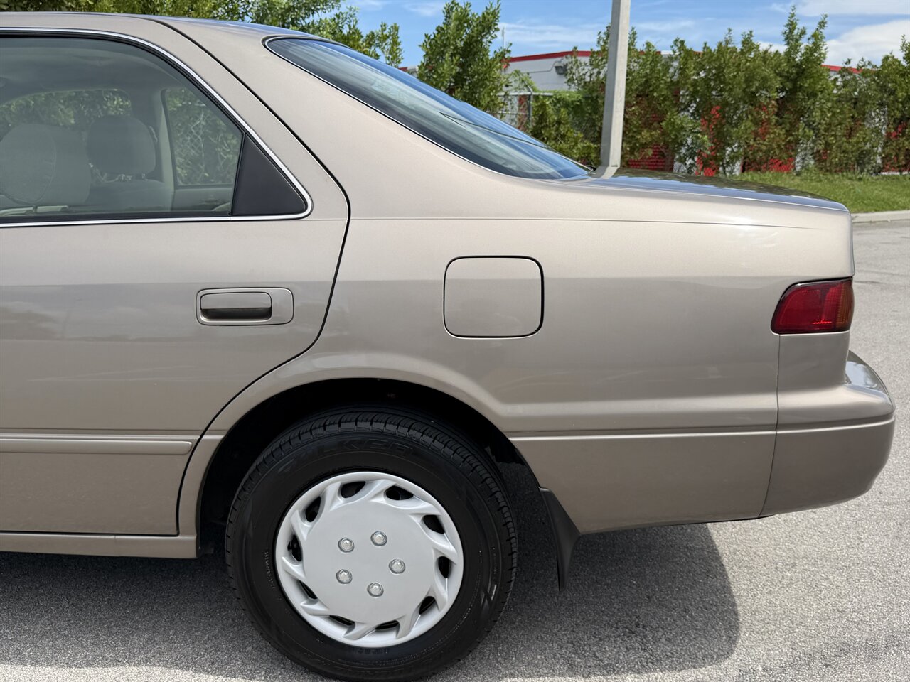 1999 Toyota Camry CE - Photo 18 - Ocoee, FL 34761