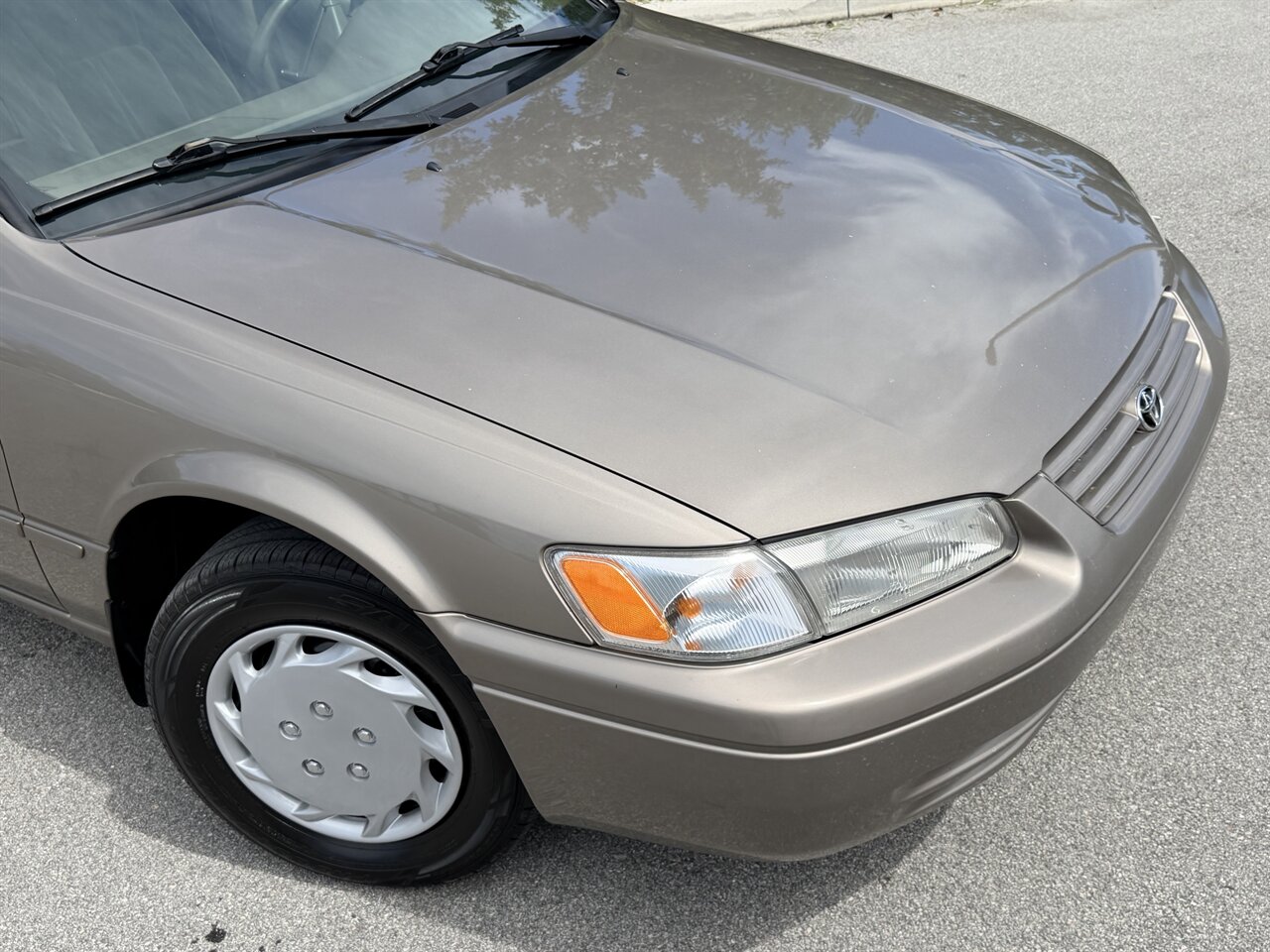 1999 Toyota Camry CE - Photo 4 - Ocoee, FL 34761