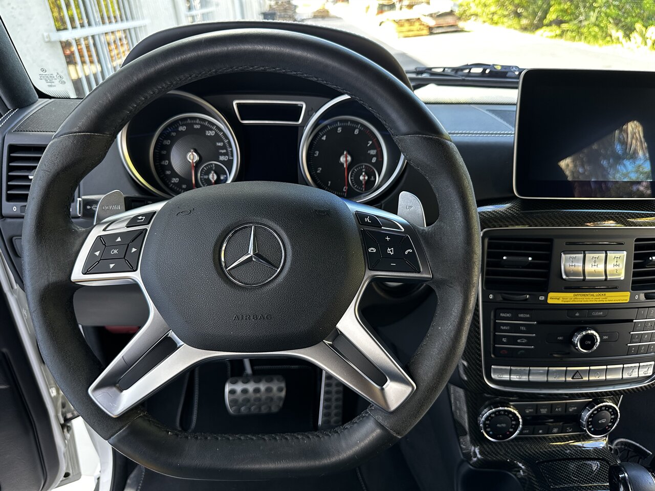 2017 Mercedes-Benz G 550 4x4 Squared   - Photo 8 - West Palm Beach, FL 33409