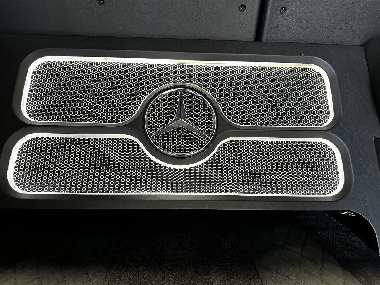 2017 Mercedes-Benz G 550 4x4 Squared   - Photo 25 - West Palm Beach, FL 33409