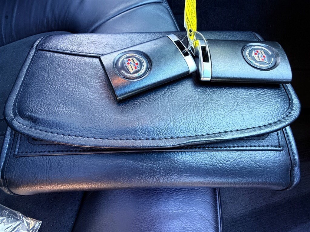 2010 Cadillac CTS-V   - Photo 23 - West Palm Beach, FL 33409