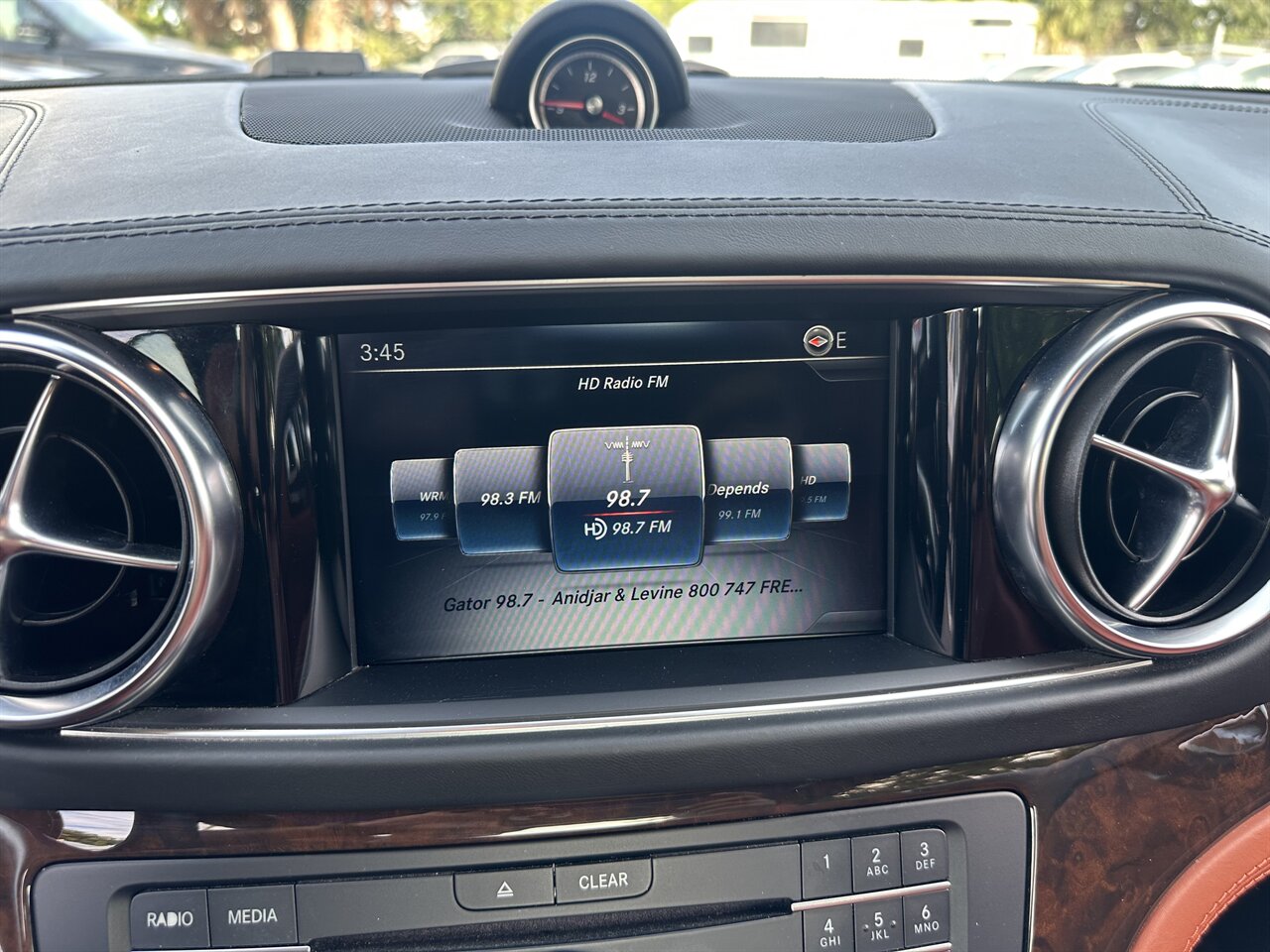 2017 Mercedes-Benz SL 550   - Photo 15 - West Palm Beach, FL 33409