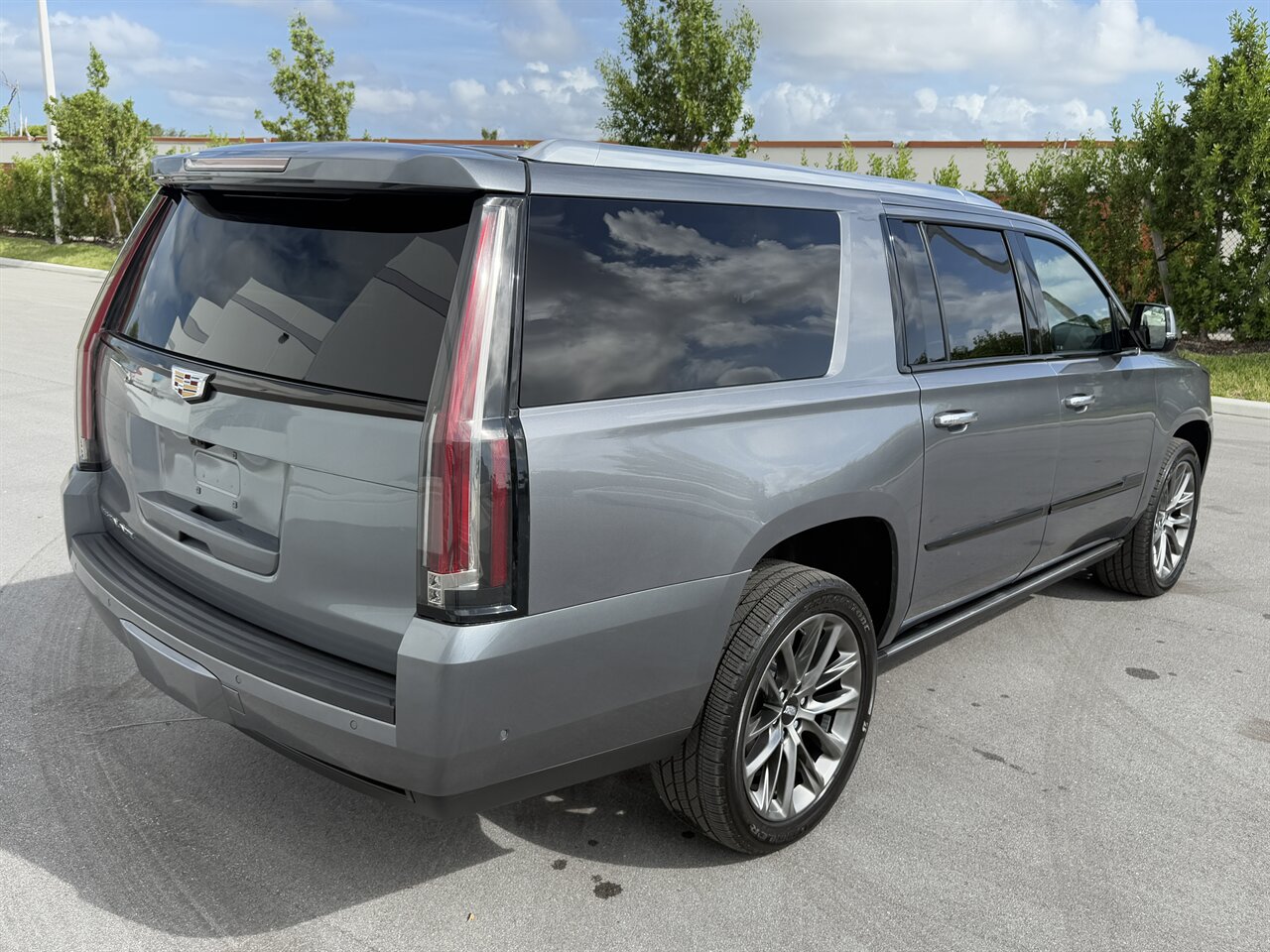 2020 Cadillac Escalade ESV Platinum   - Photo 45 - West Palm Beach, FL 33409