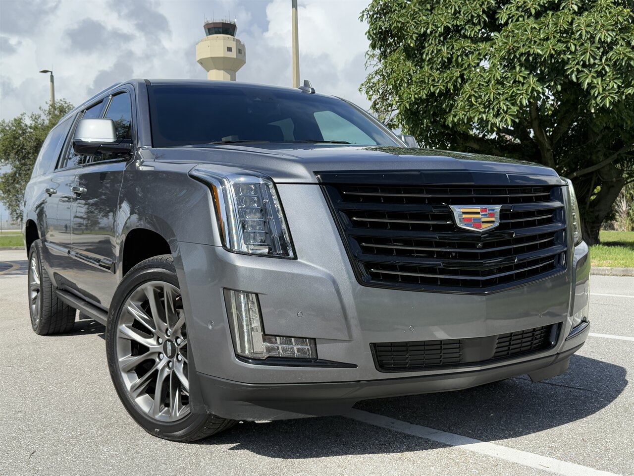 2020 Cadillac Escalade ESV Platinum   - Photo 7 - West Palm Beach, FL 33409
