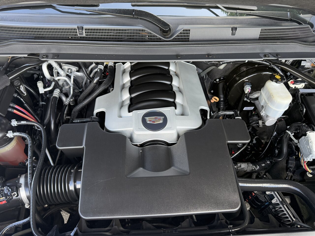 2020 Cadillac Escalade ESV Platinum   - Photo 40 - West Palm Beach, FL 33409