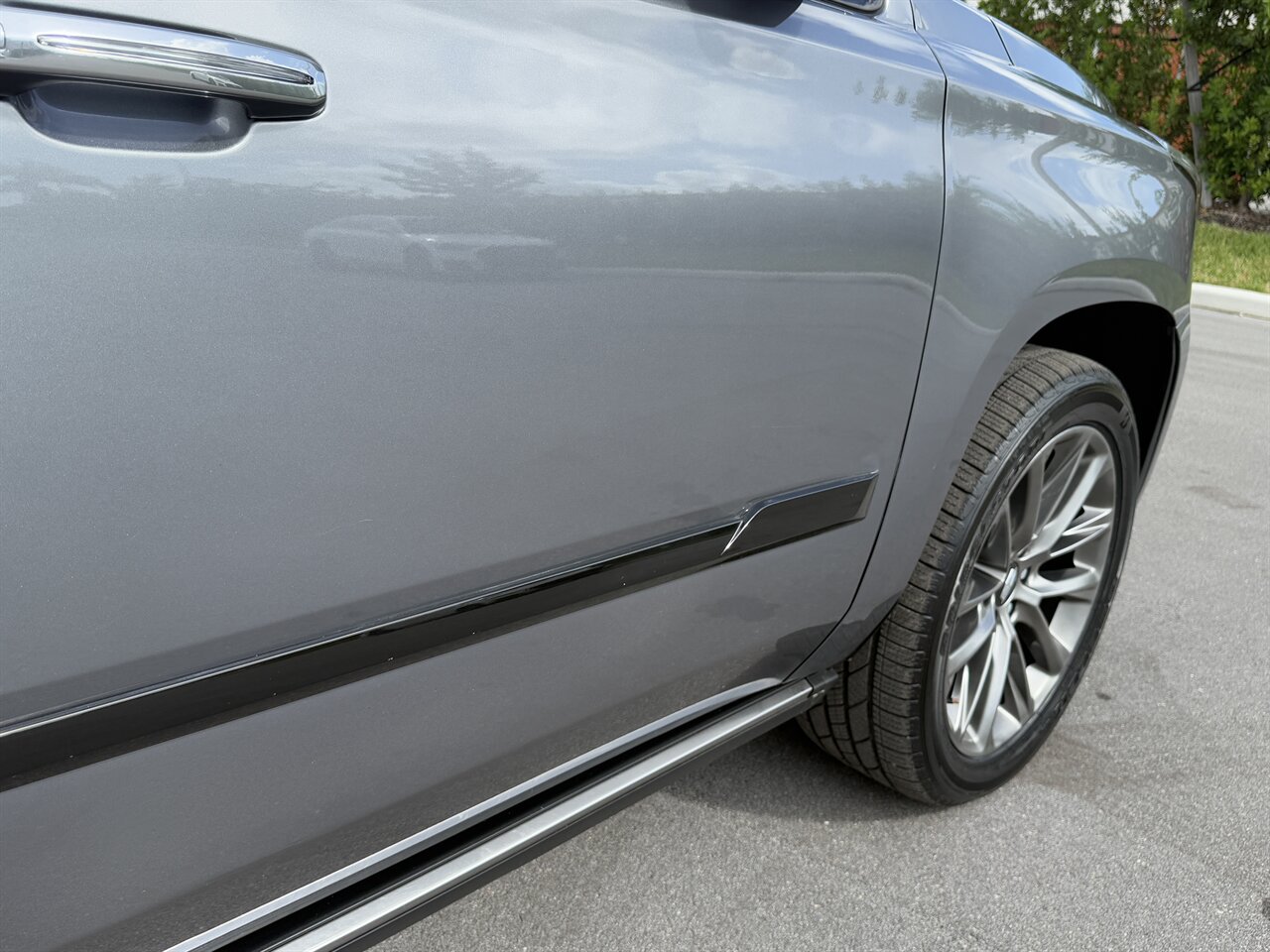 2020 Cadillac Escalade ESV Platinum   - Photo 33 - West Palm Beach, FL 33409