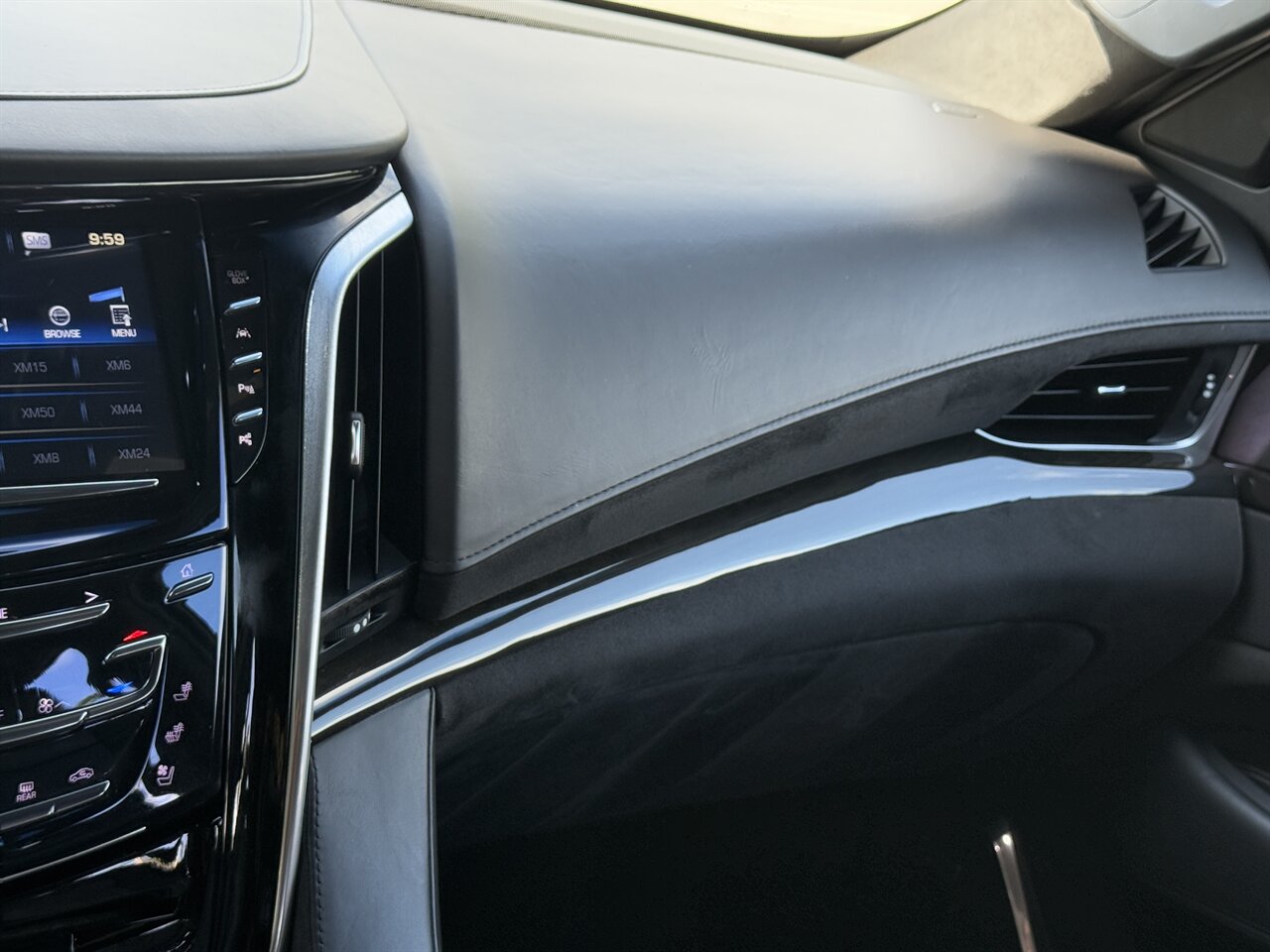 2020 Cadillac Escalade ESV Platinum   - Photo 15 - West Palm Beach, FL 33409