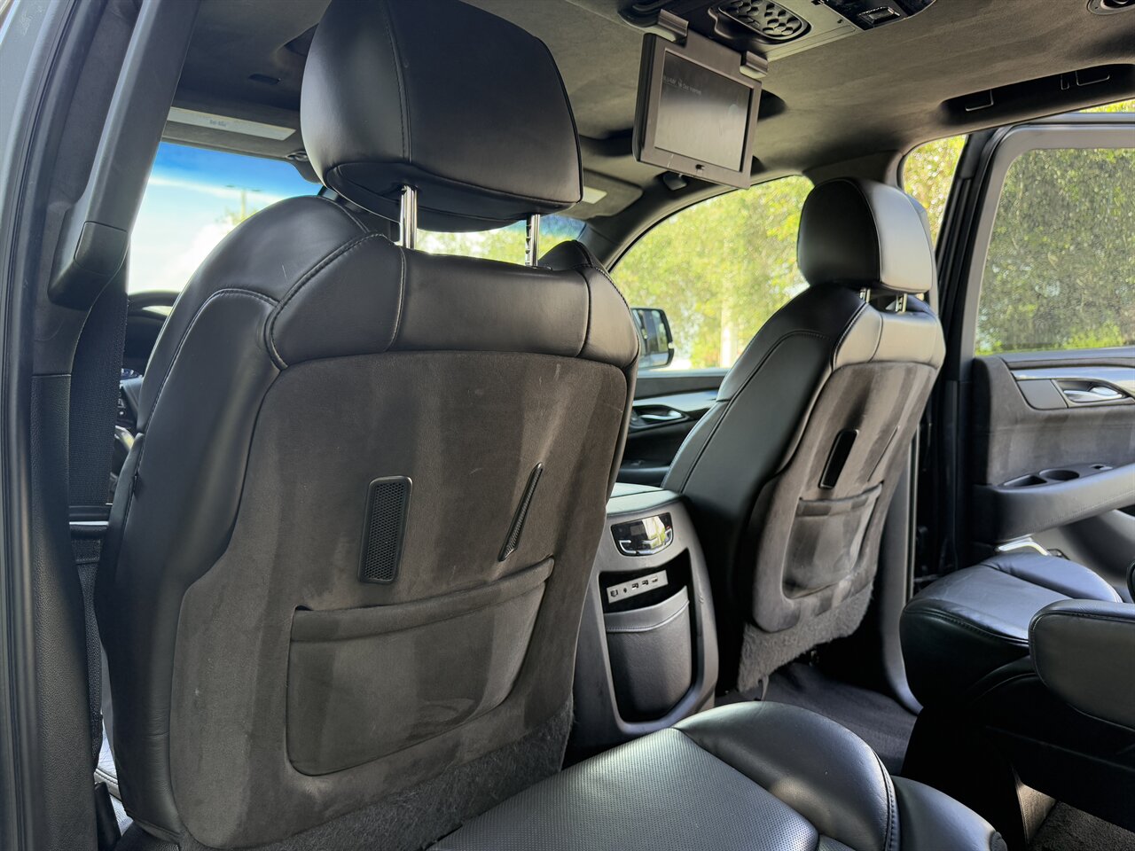 2020 Cadillac Escalade ESV Platinum   - Photo 23 - West Palm Beach, FL 33409