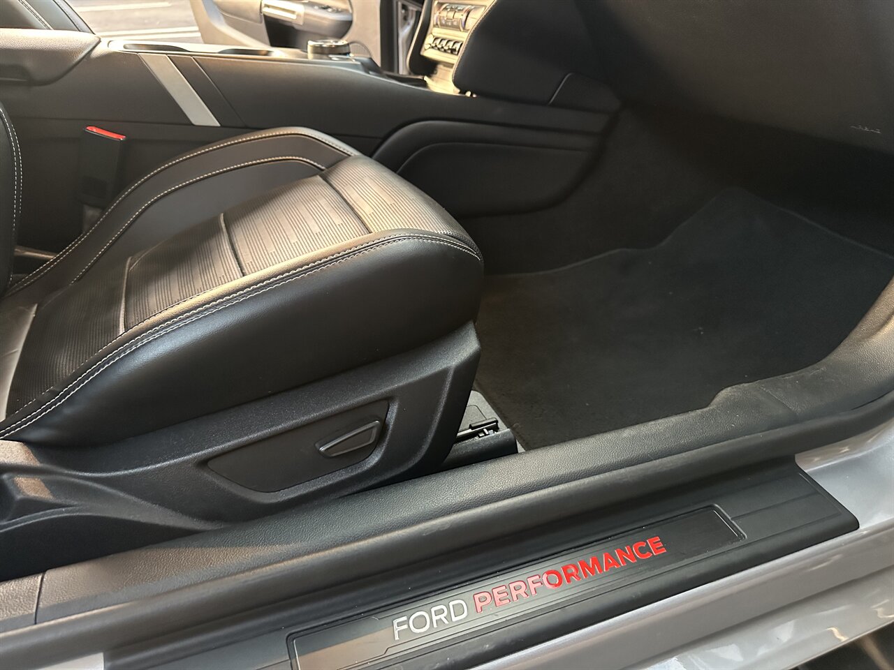 2020 Ford Mustang Shelby GT500   - Photo 53 - West Palm Beach, FL 33409