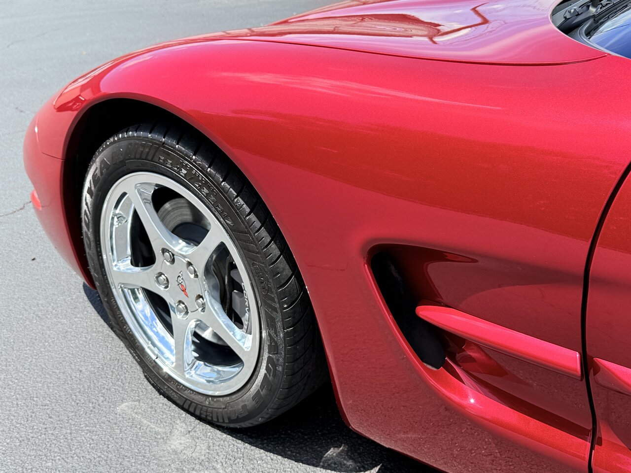 2004 Chevrolet Corvette   - Photo 36 - West Palm Beach, FL 33409