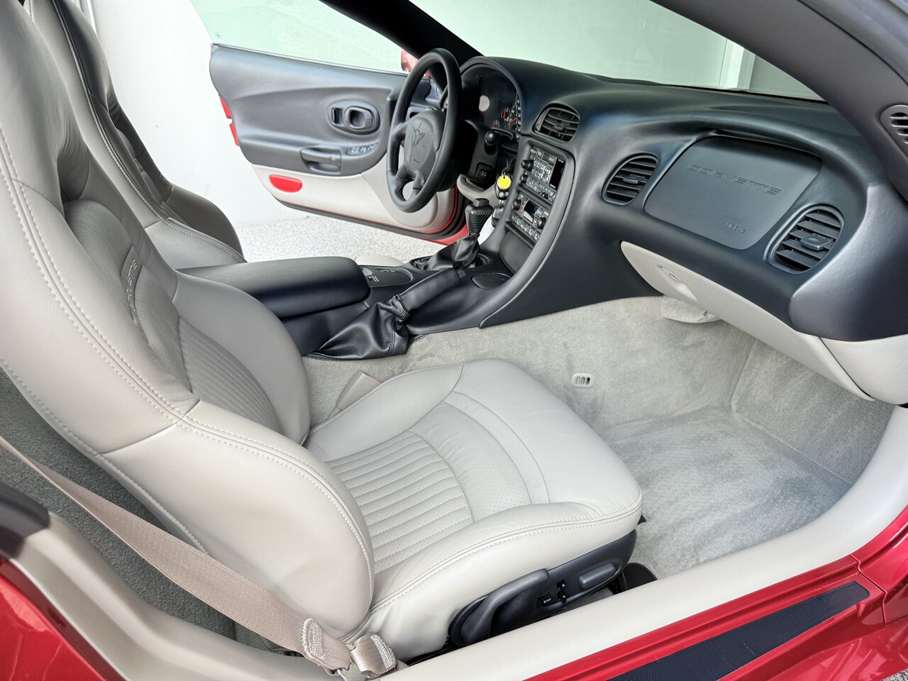 2004 Chevrolet Corvette   - Photo 13 - West Palm Beach, FL 33409