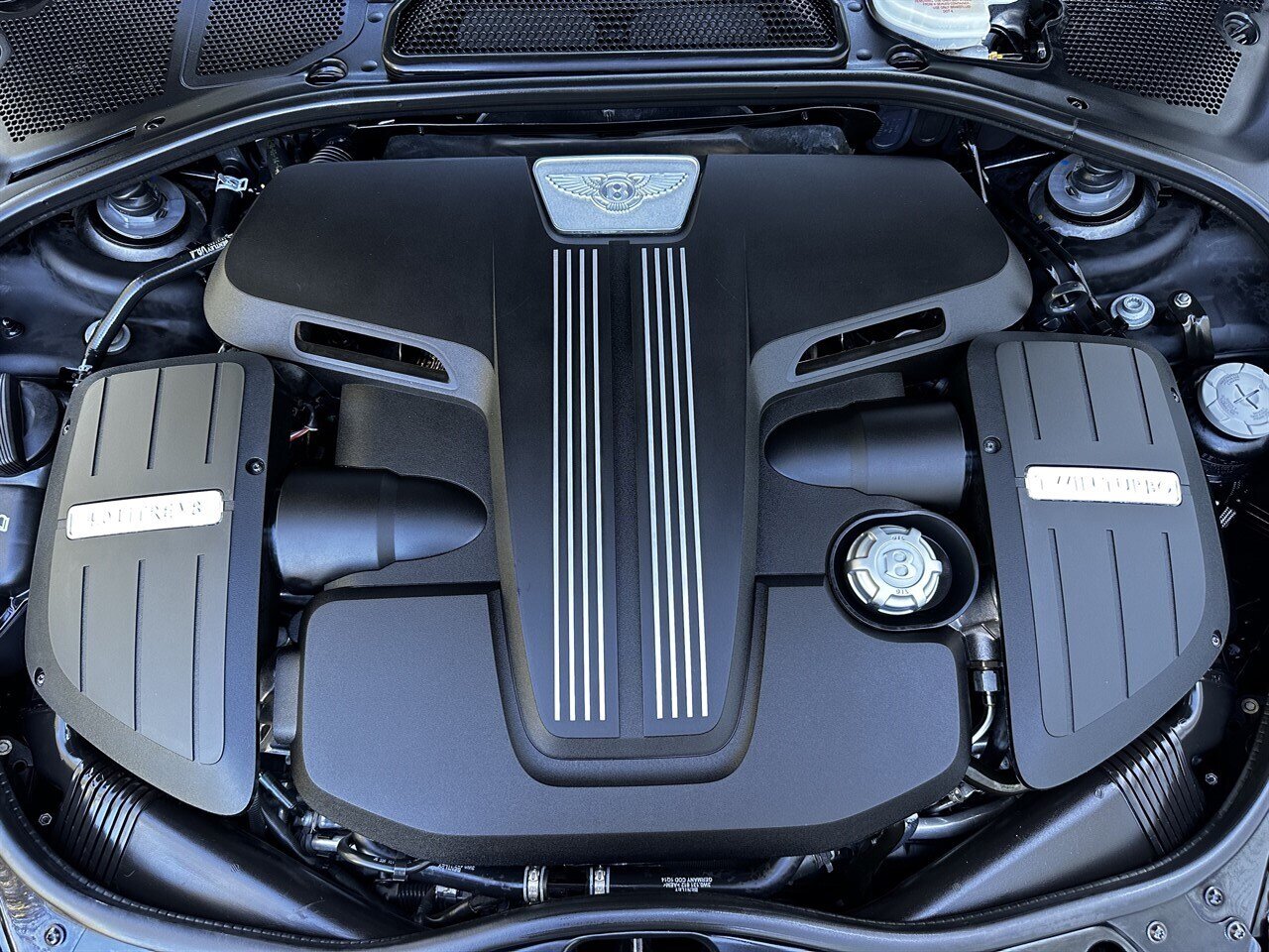 2015 Bentley Flying Spur V8   - Photo 46 - West Palm Beach, FL 33409