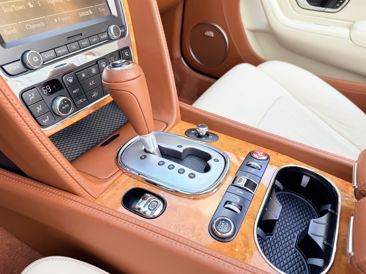 2012 Bentley Continental GT   - Photo 19 - West Palm Beach, FL 33409
