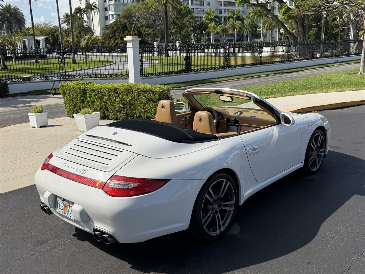 2012 Porsche 911 Carrera 4S Cabriolet   - Photo 28 - West Palm Beach, FL 33409