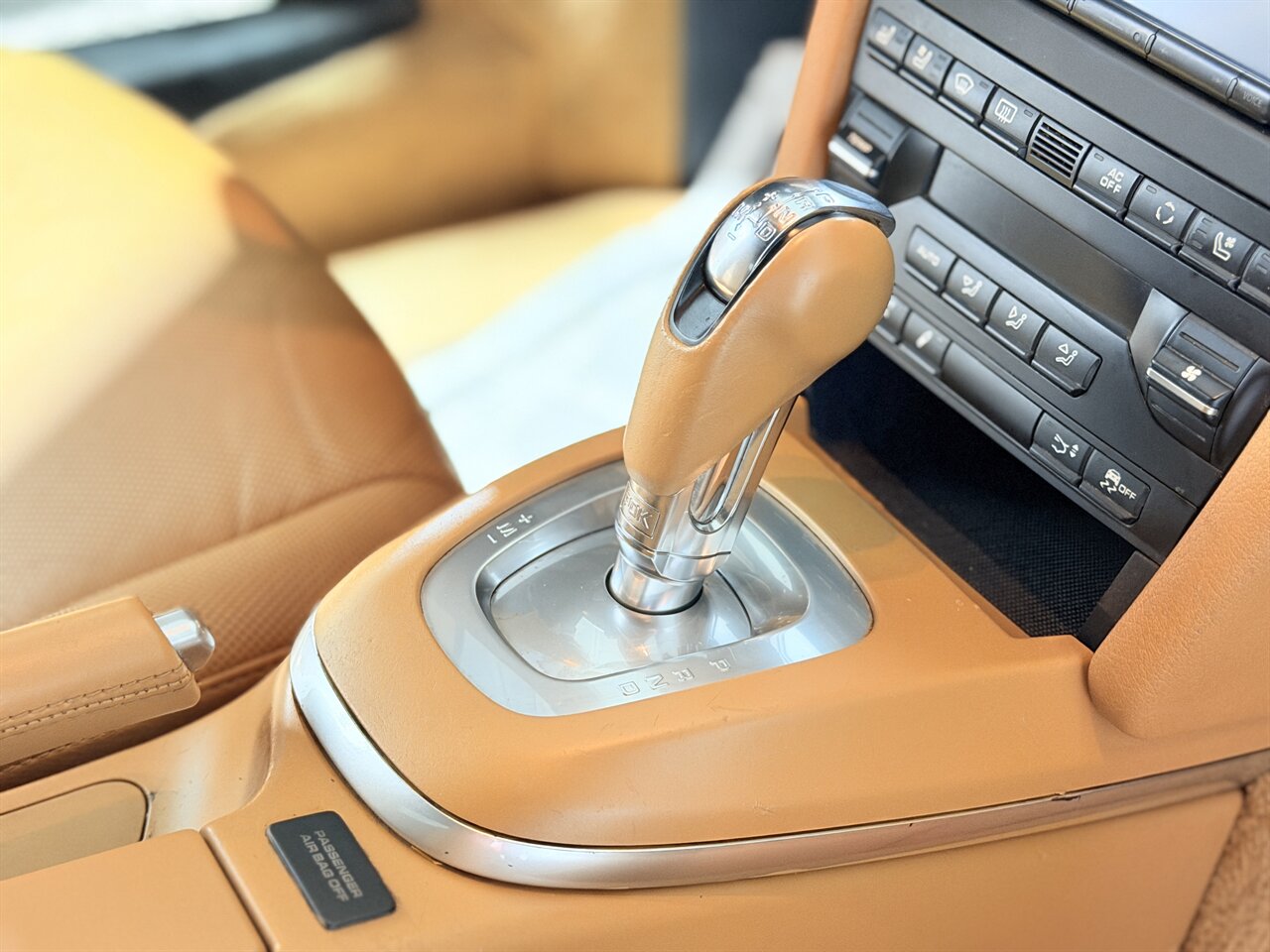 2012 Porsche 911 Carrera 4S Cabriolet   - Photo 12 - West Palm Beach, FL 33409