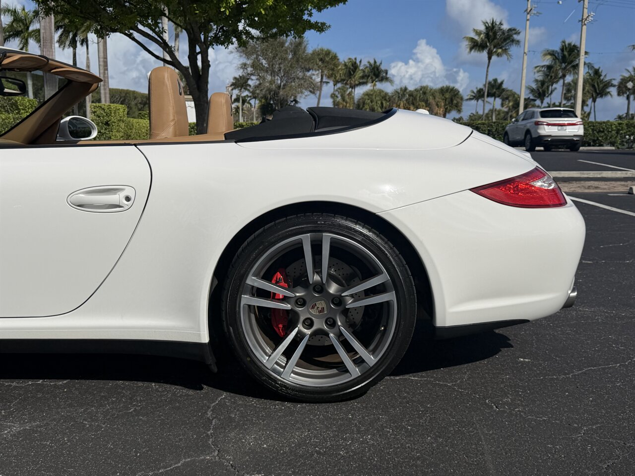 2012 Porsche 911 Carrera 4S Cabriolet   - Photo 21 - West Palm Beach, FL 33409