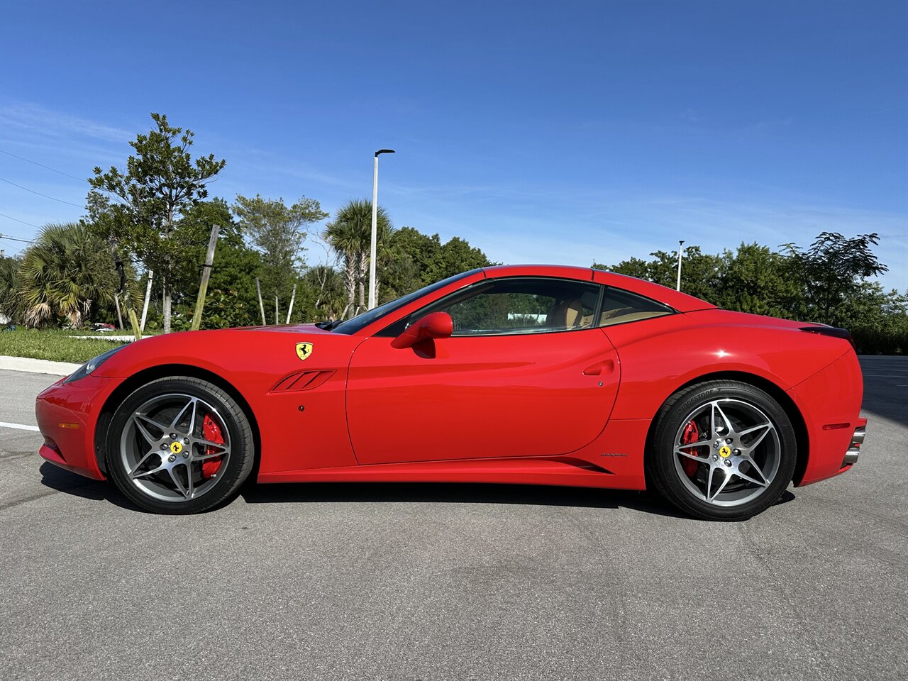 2011 Ferrari California - Photo 8 - West Palm Beach, FL 33409