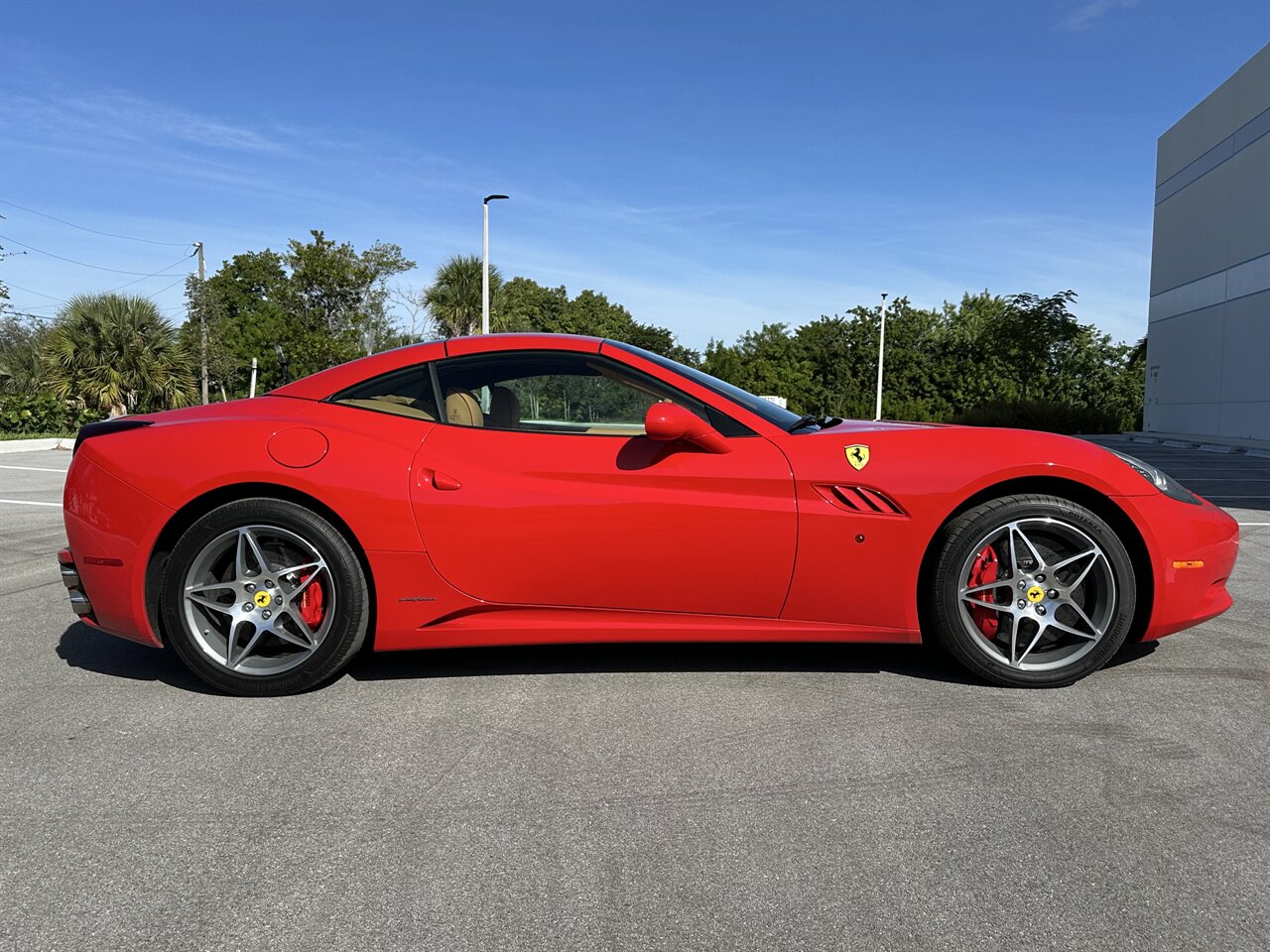 2011 Ferrari California - Photo 60 - West Palm Beach, FL 33409