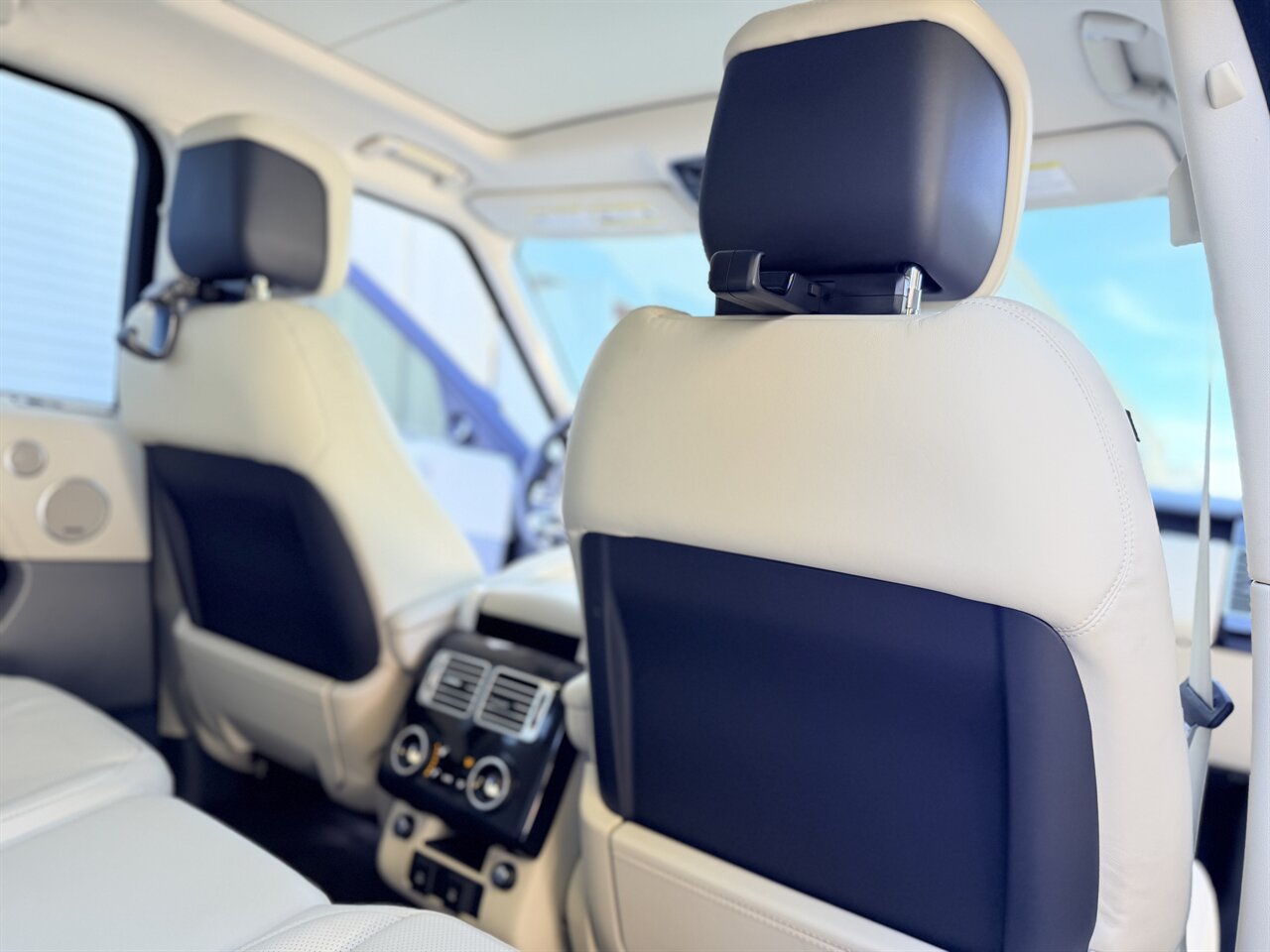 2018 Land Rover Range Rover HSE   - Photo 17 - West Palm Beach, FL 33409