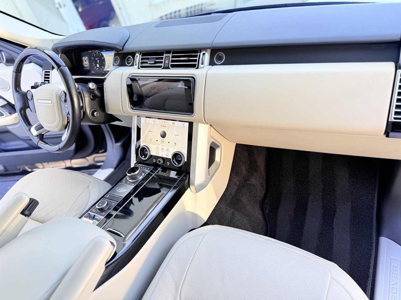 2018 Land Rover Range Rover HSE   - Photo 7 - West Palm Beach, FL 33409