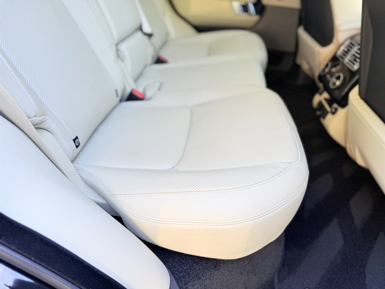 2018 Land Rover Range Rover HSE   - Photo 16 - West Palm Beach, FL 33409