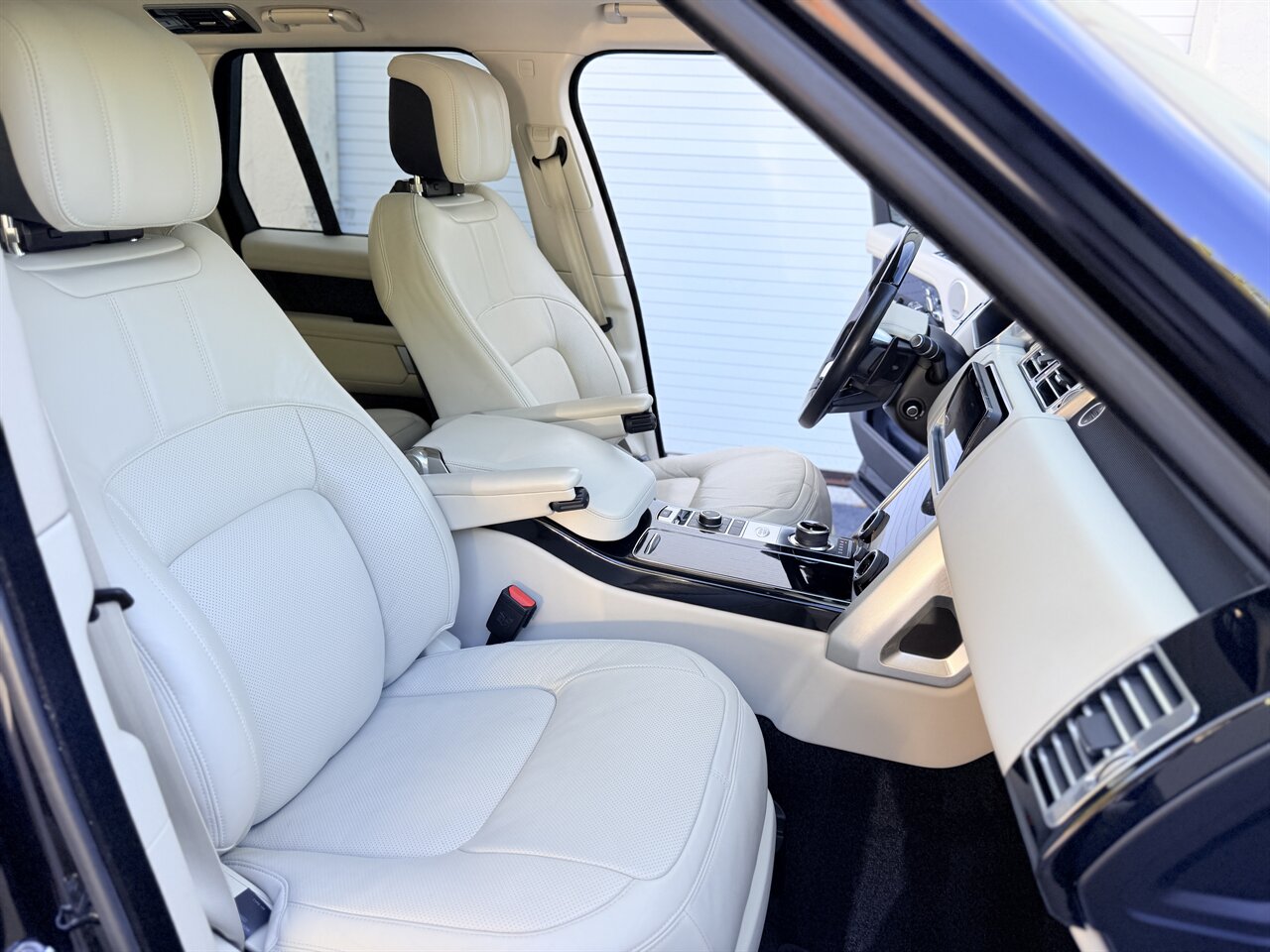 2018 Land Rover Range Rover HSE   - Photo 13 - West Palm Beach, FL 33409