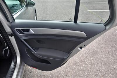 2016 Volkswagen Golf TSI S   - Photo 19 - Hillsboro, OR 97124