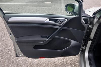 2016 Volkswagen Golf TSI S   - Photo 13 - Hillsboro, OR 97124