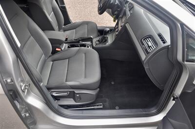 2016 Volkswagen Golf TSI S   - Photo 20 - Hillsboro, OR 97124