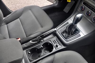 2016 Volkswagen Golf TSI S   - Photo 22 - Hillsboro, OR 97124