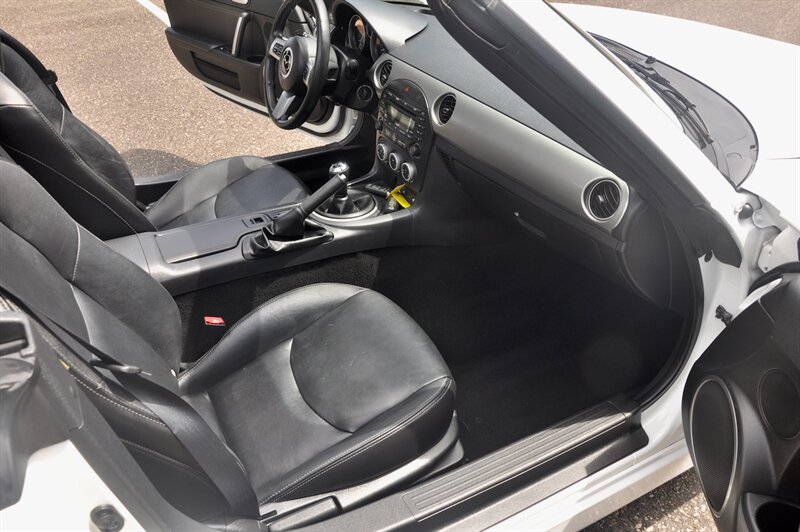 2012 Mazda MX-5 Miata Grand Touring Premium & Suspension Packages - Photo 23 - Hillsboro, OR 97124