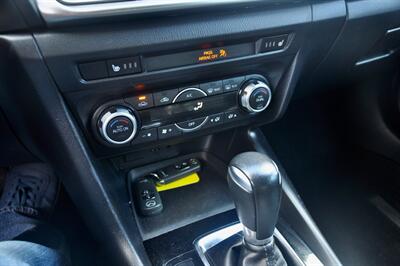 2018 Mazda MAZDA3 Touring   - Photo 22 - Hillsboro, OR 97124