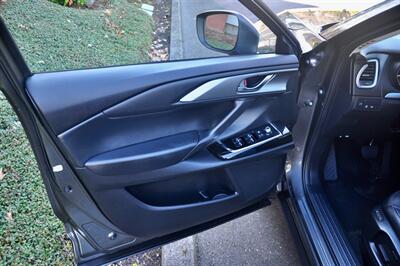 2023 Mazda CX-9 Touring Plus   - Photo 13 - Hillsboro, OR 97124