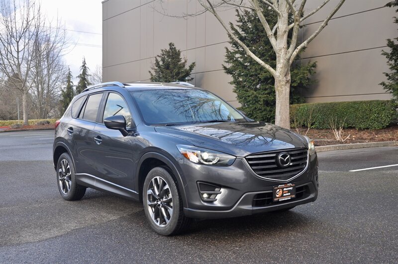 2016 Mazda CX-5 Grand Touring AWD Technology Package - Photo 10 - Hillsboro, OR 97124