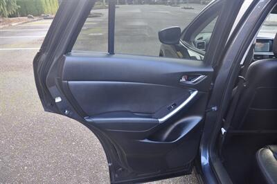 2016 Mazda CX-5 Grand Touring AWD Technology Package - Photo 16 - Hillsboro, OR 97124