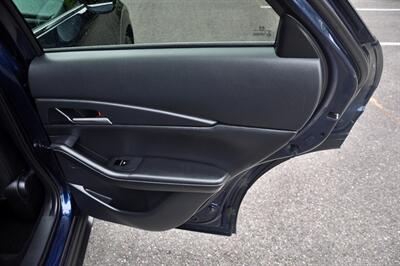 2022 Mazda CX-30 2.5 S Select AWD   - Photo 19 - Hillsboro, OR 97124