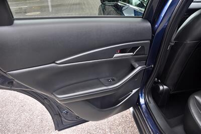 2022 Mazda CX-30 2.5 S Select AWD   - Photo 16 - Hillsboro, OR 97124