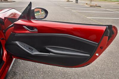 2021 Mazda MX-5 Miata RF Grand Touring   - Photo 19 - Hillsboro, OR 97124