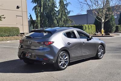 2024 Mazda Mazda3 Hatchback 2.5 S Preferred   - Photo 8 - Hillsboro, OR 97124