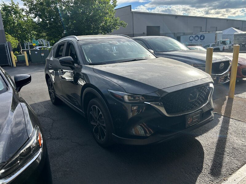2023 Mazda CX-5 S Premium package Auto AWD's photo