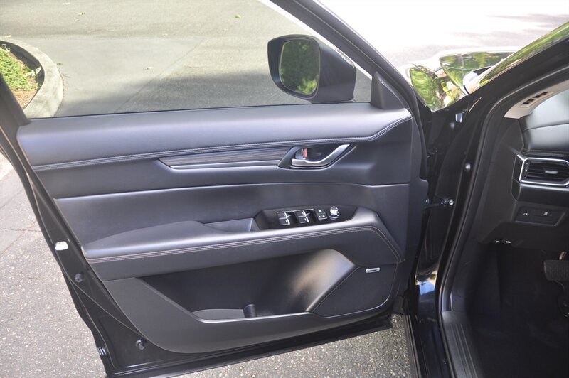 2023 Mazda CX-5 2.5 S Premium - Photo 13 - Hillsboro, OR 97124